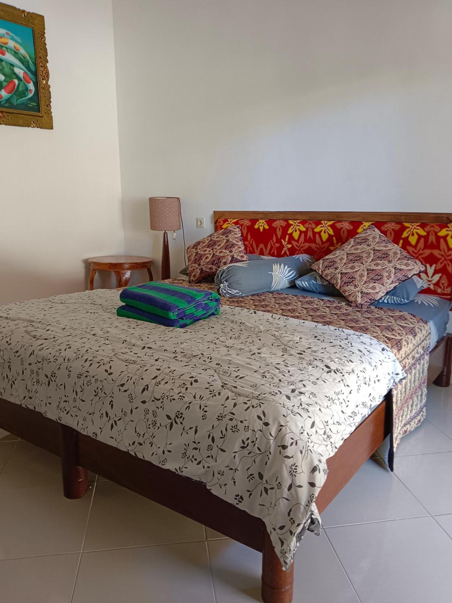 Wisma tamu Double N Bali