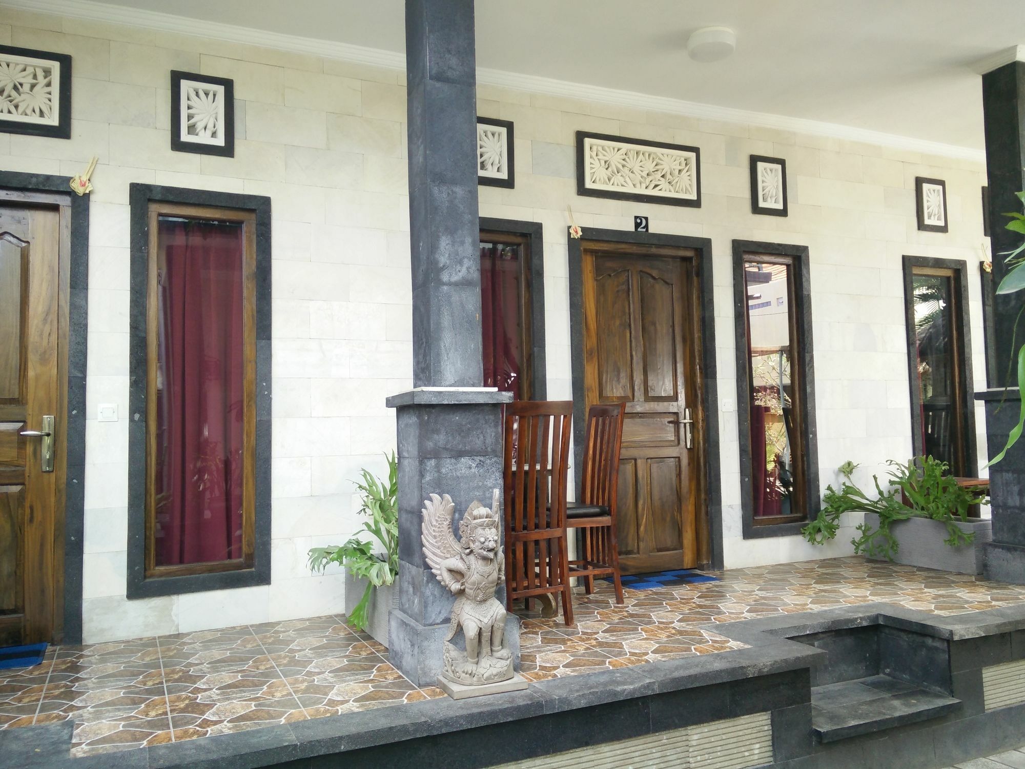 Wisma tamu Double N Bali *